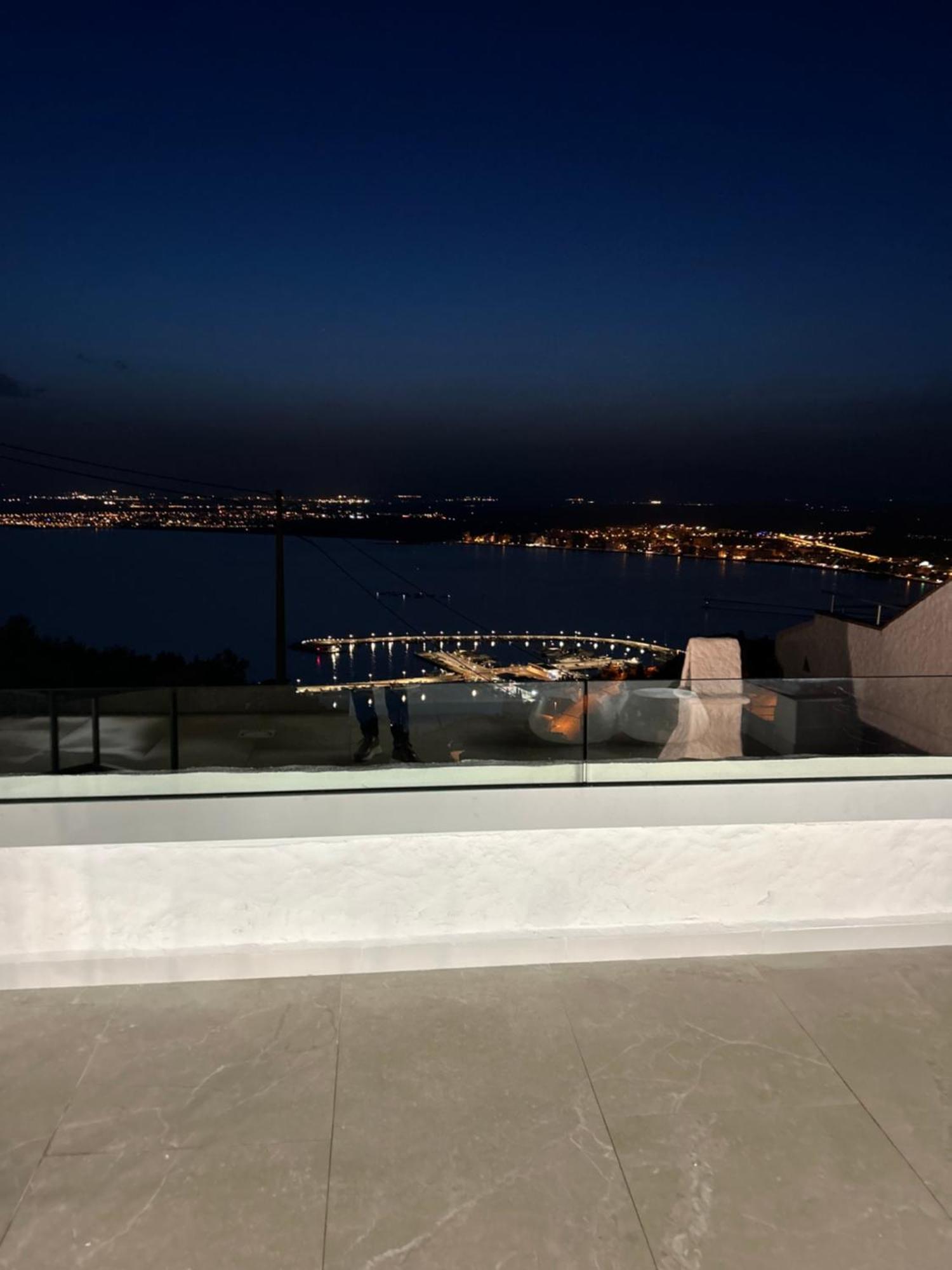 Appartement Duplex Rosas Avec Terrasse Magnifique Jacuzzi Vue Mer Экстерьер фото